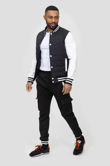 Joggingset mit Druckknopfjacke