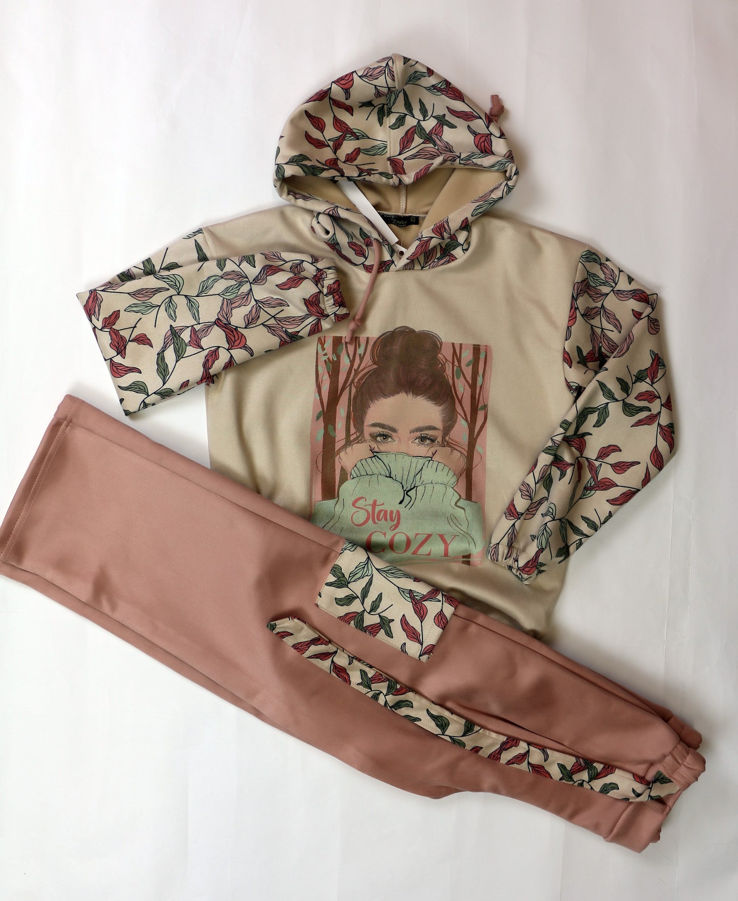 Luxuriöser Mädchen-Tracksuit
